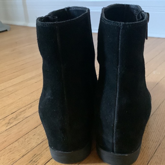 Black Suede Kenneth Cole Booties - Picture 2 of 3